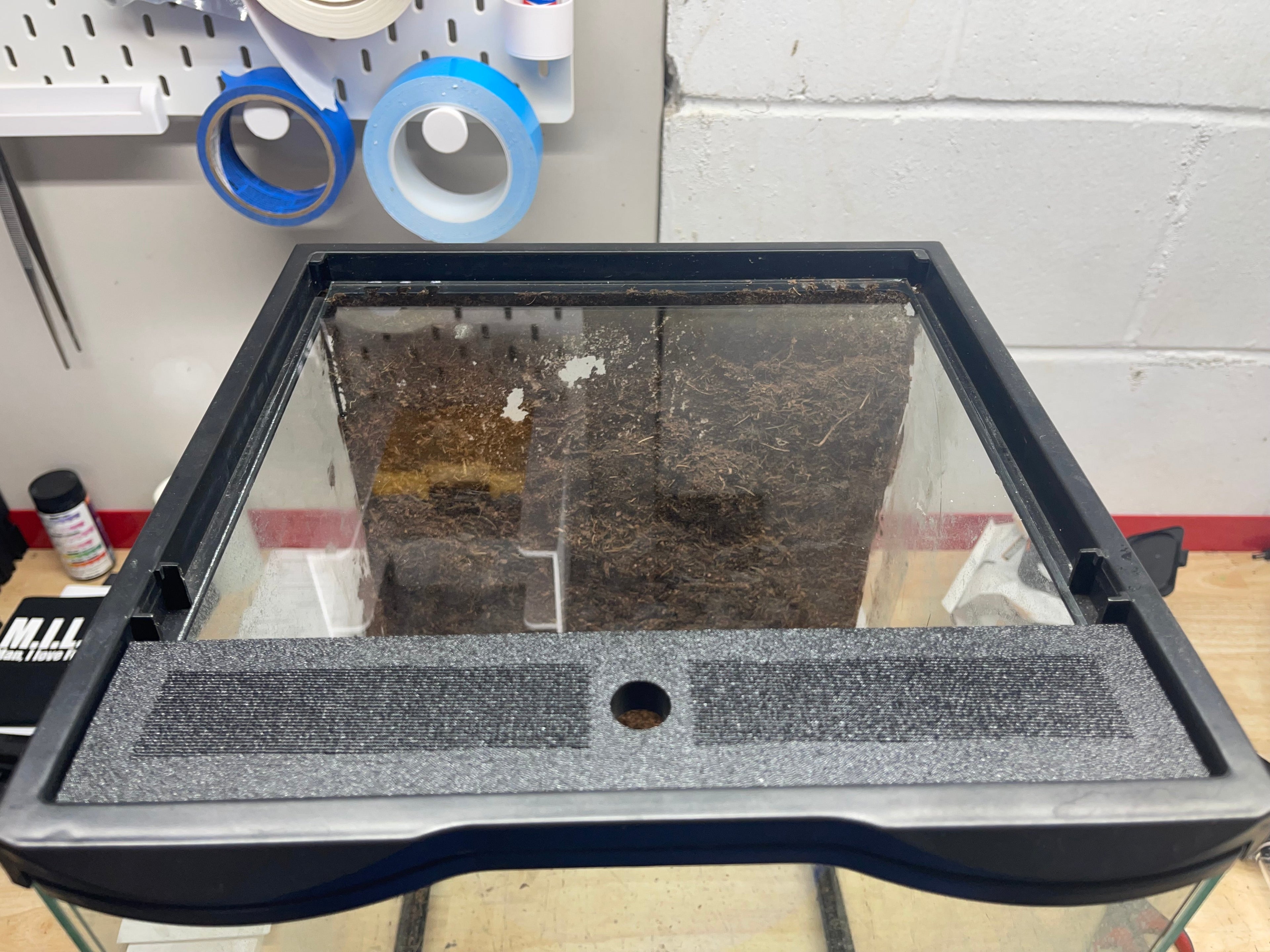 Custom Replacement Vent Kit for 25G Zoomed Terrariums – Humidity Retaining with Fly-Proof Ventilation